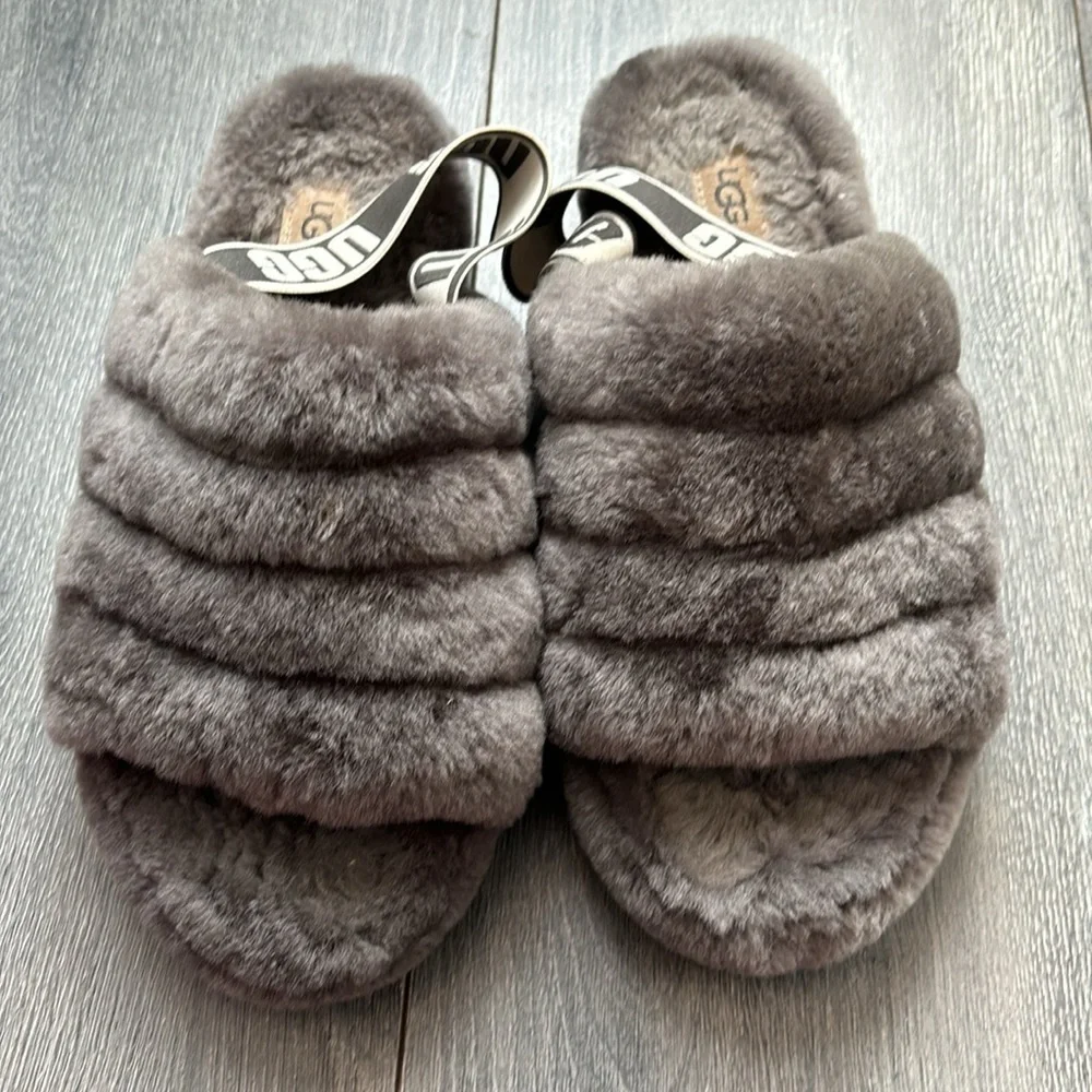 UGG® Fluffy Yeah Slide - Picture 9 of 11